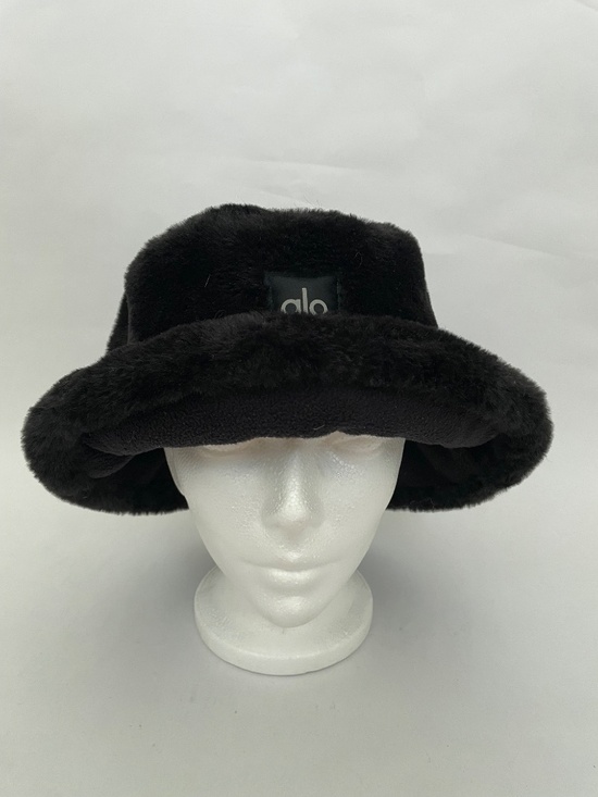 Alo Yoga Black Faux Fur Starstruck Bucket Hat Size Small / Medium, Athleisure main image 5
